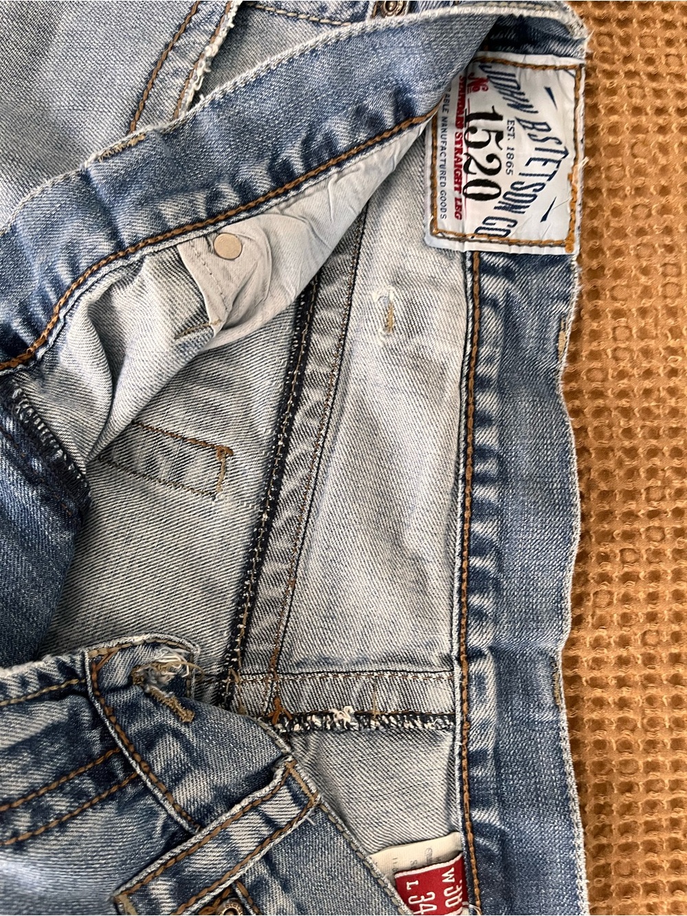 Vintage Light Blue Relaxed Jeans - Series